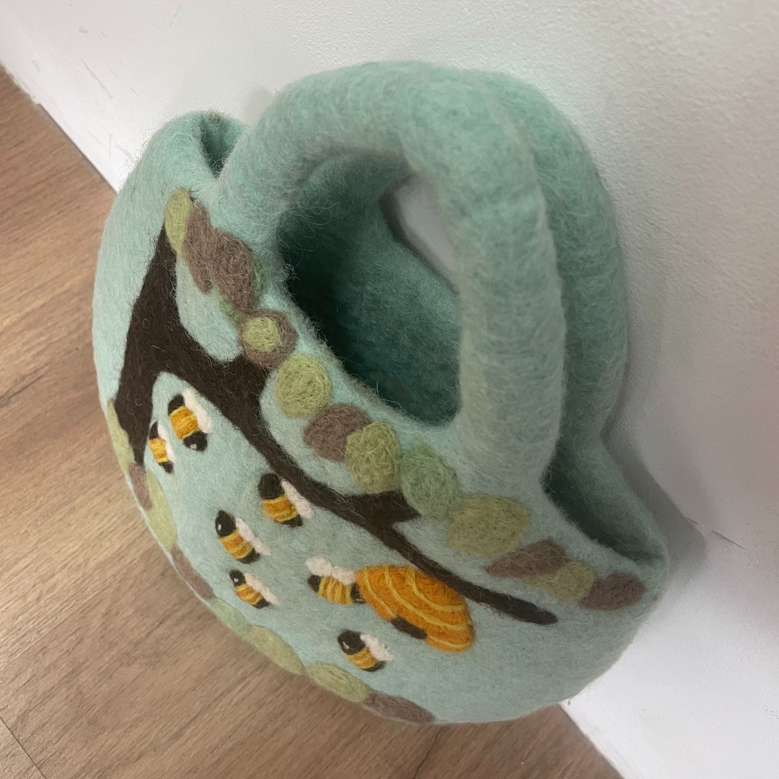 Bolsa de fieltro con forma de árbol y colmena - 35 x 27 cm - Imagen 4