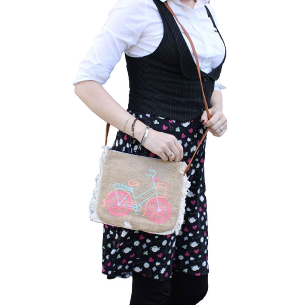 Bolso con flecos - Bordado De Patrón De Verano - imagen 6 - Sundara Oriental