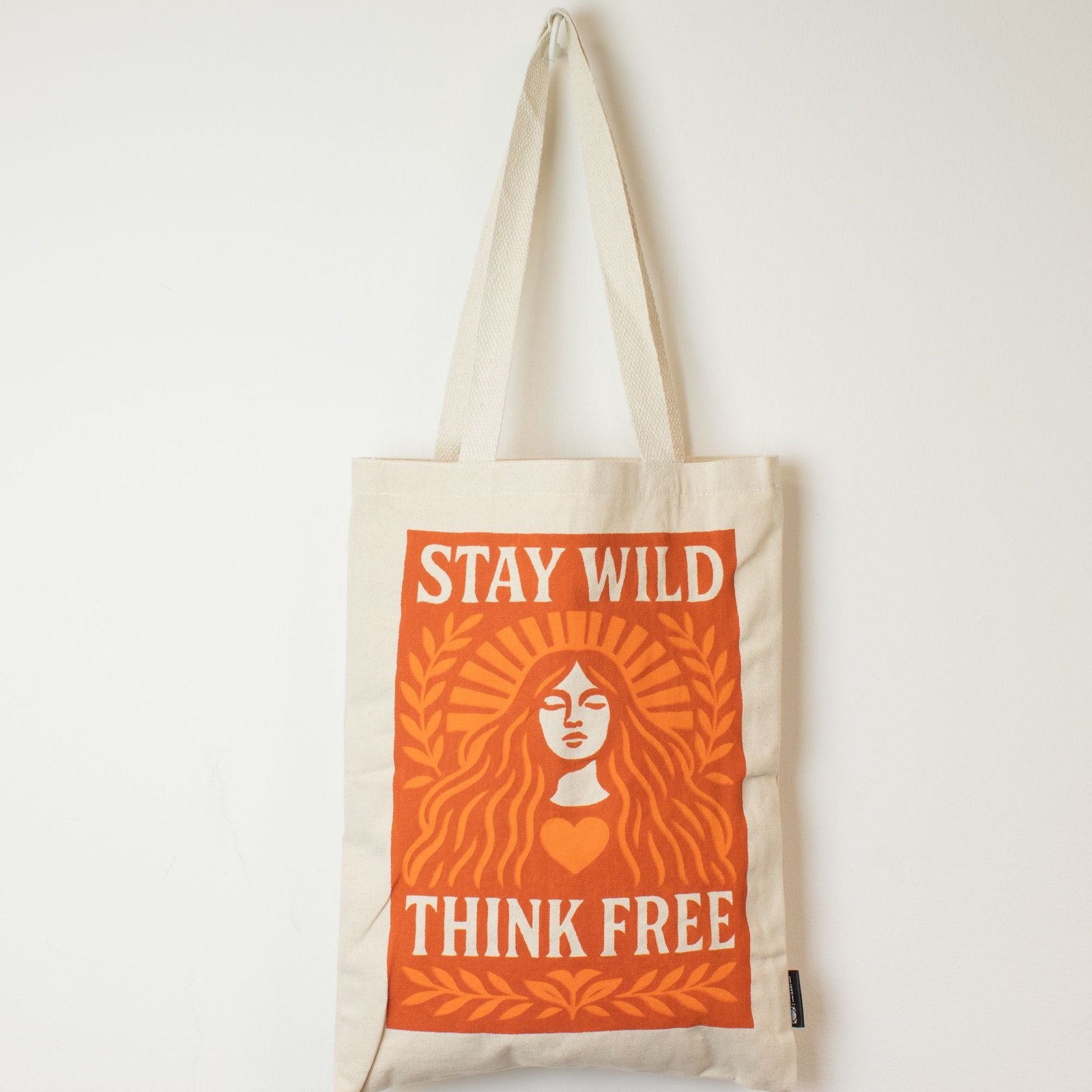 Nomad Sari Iconic Toni Tote Bag - Mantente salvaje - Natural 10oz - Imagen 5